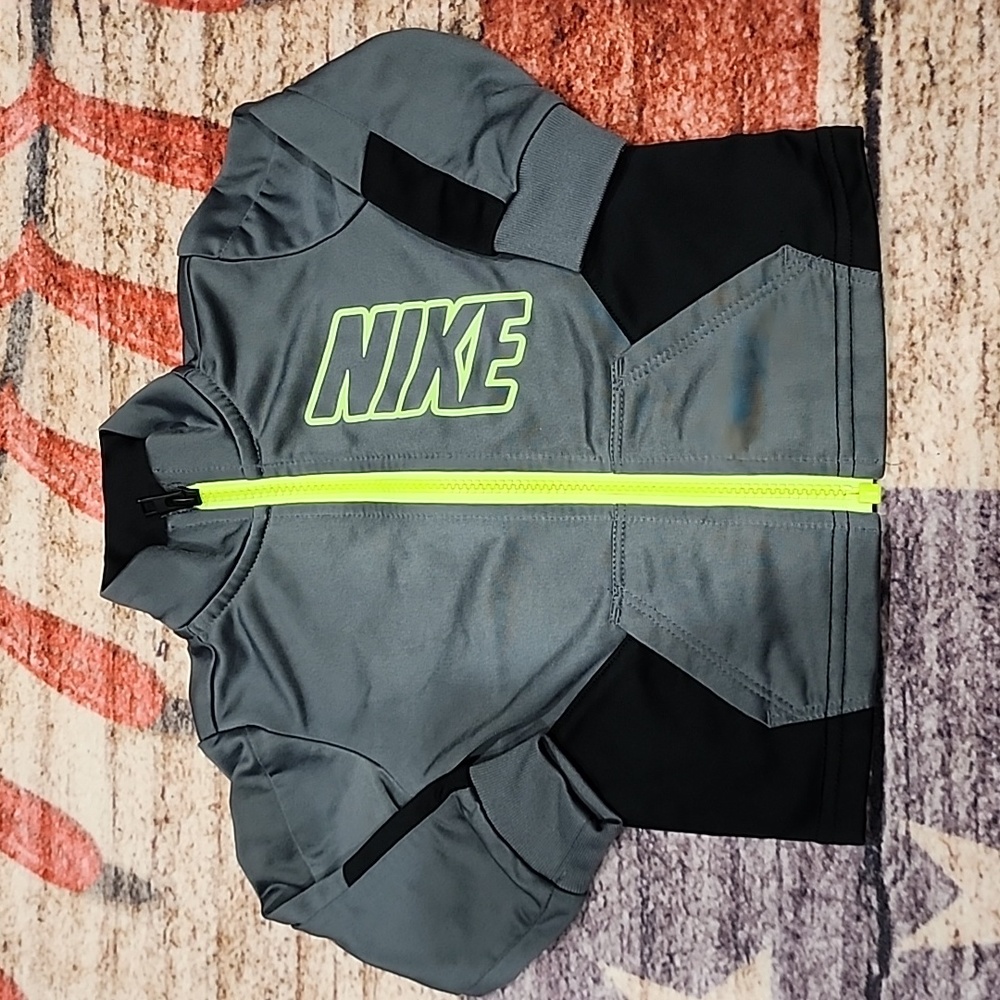 Nike Boys sweat outfit - Picture 2 of 11